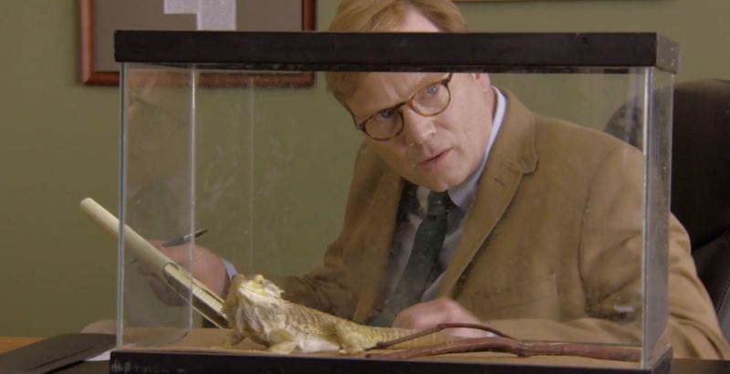 Andy Daly (Screenshot: Review)